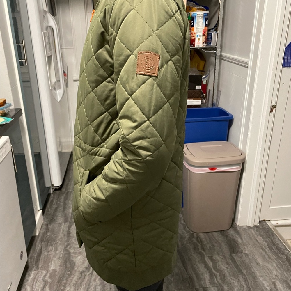 Green coat - Picture 3 of 6
